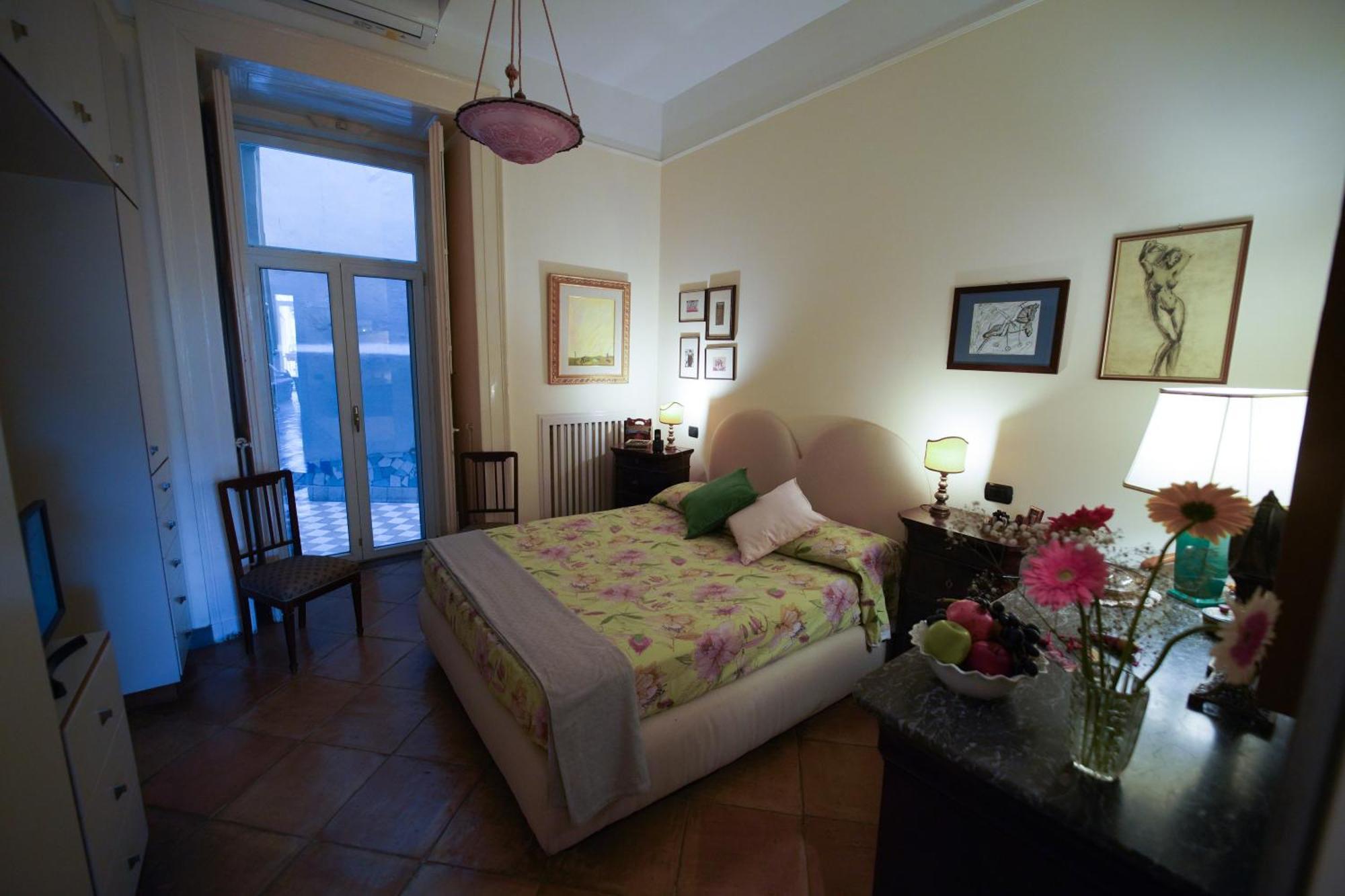 Residenza Suor Orsola Bed & Breakfast Napoli Dış mekan fotoğraf